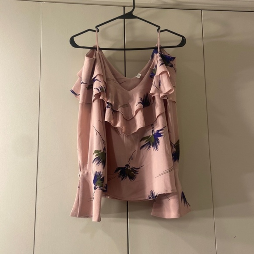 Nordstrom BP. Pink long sleeve‎ off the shoulders shirt.